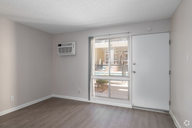 1BR, 1BA - 408SF - Living Room