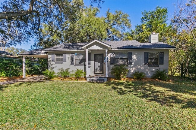 Building Photo - Beautiful home in desirable San Marco area!