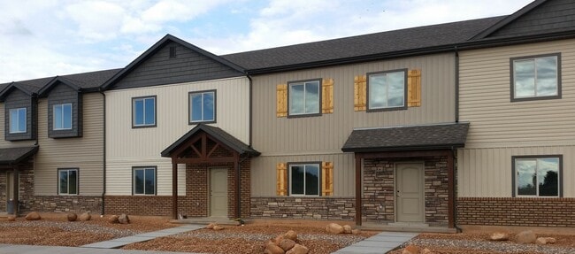 Cedar Pointe Student Housing