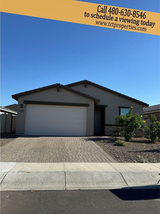 Building Photo - Beautiful like new home in San Tan Groves