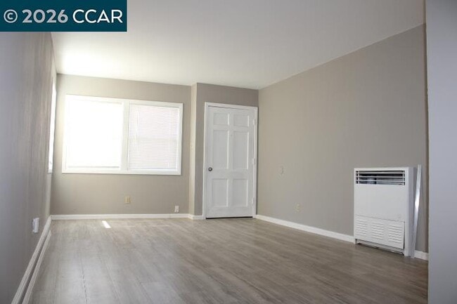 Photo - 400 33rd St Unidad 400