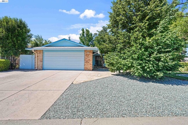 Photo - 9699 Rudway Ct