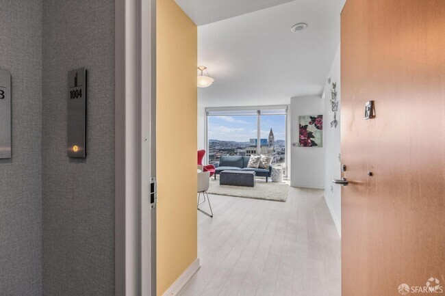 Building Photo - 425 1st St Rental