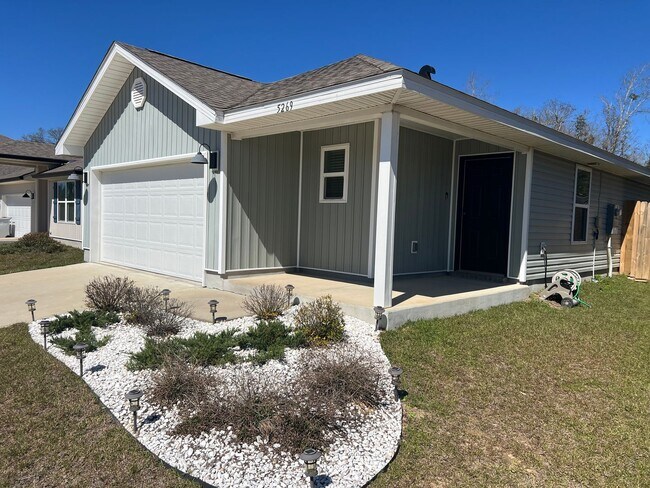 Photo - Beautiful 3 Bedroom, 2 Bath Pace Home available !!