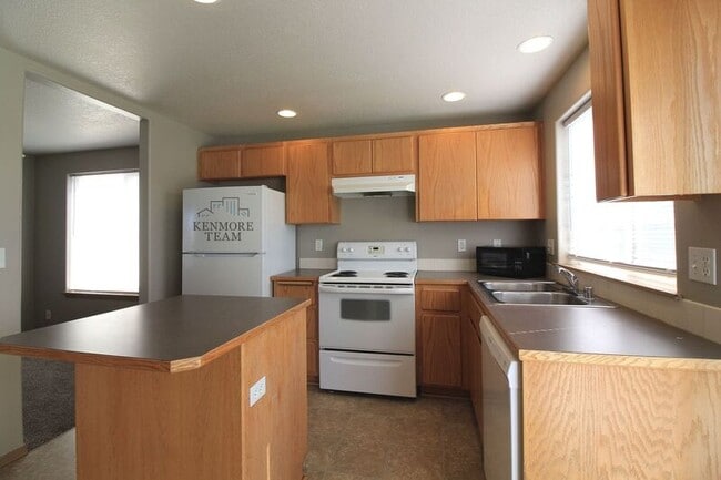 Photo - 8708 Overland Ct
