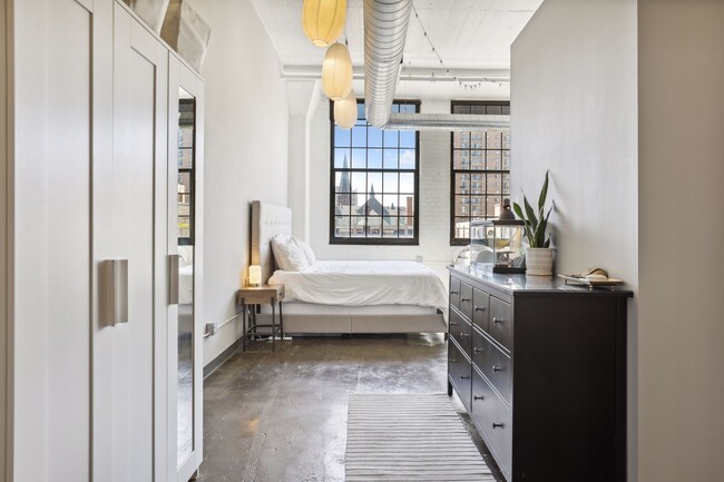 Photo - 500 Robert St N Unit 307