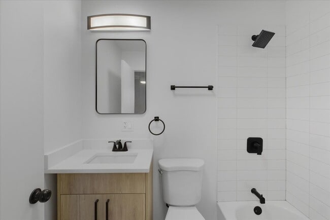 Photo - 7358 N Winchester Ave Unit 2F