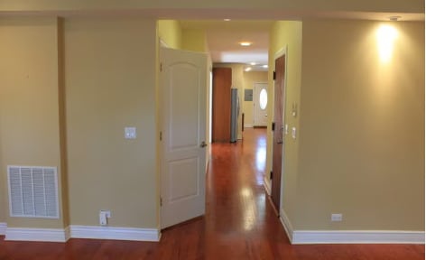 Photo - 6310 N Rockwell St Unit 2