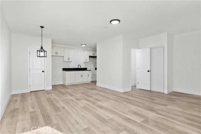 Building Photo - 6810 Dorinda Dr