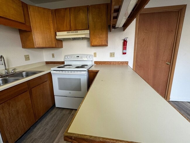 Photo - Seasonal Special: Discounted from market r... Unidad 4006 #15