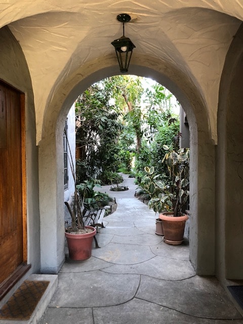 Photo - 635 E 9th St Unidad 4