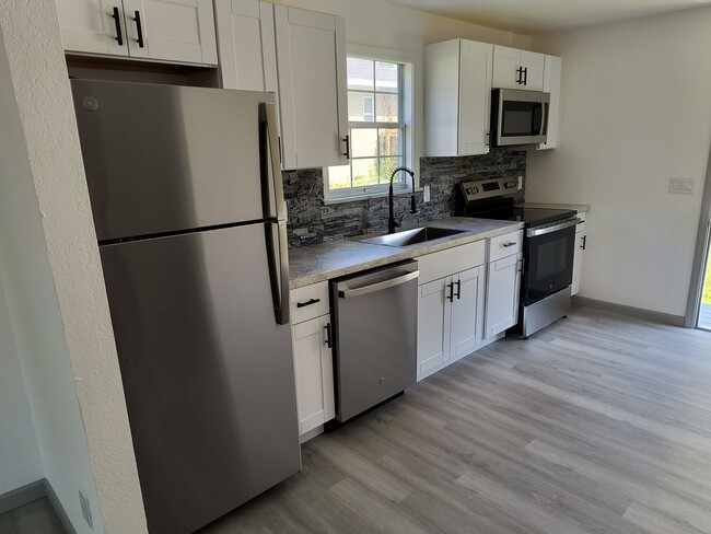 Photo - Newly Remodeled 3 Bedroom 1 1/2 Bath Home