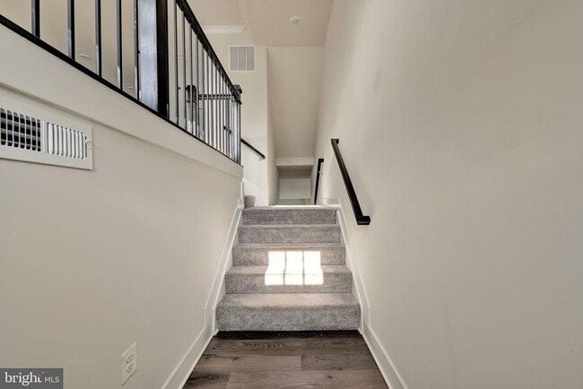 Building Photo - 5765 Frederick Douglas Pl