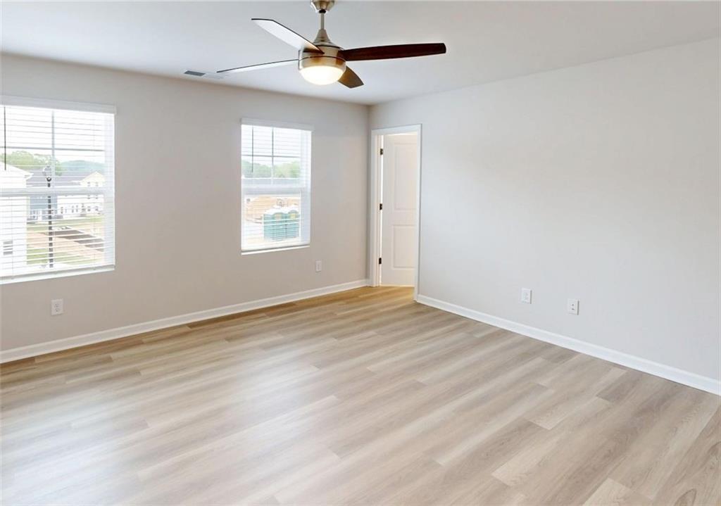 Photo - 504 John Harm Wy