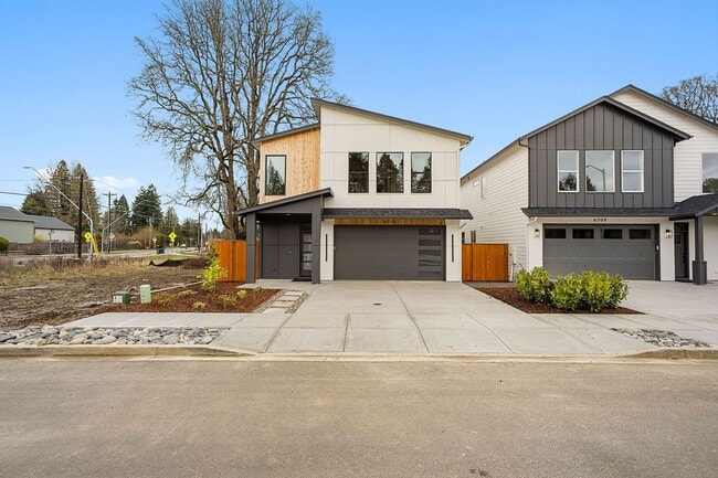 Building Photo - New Construction House