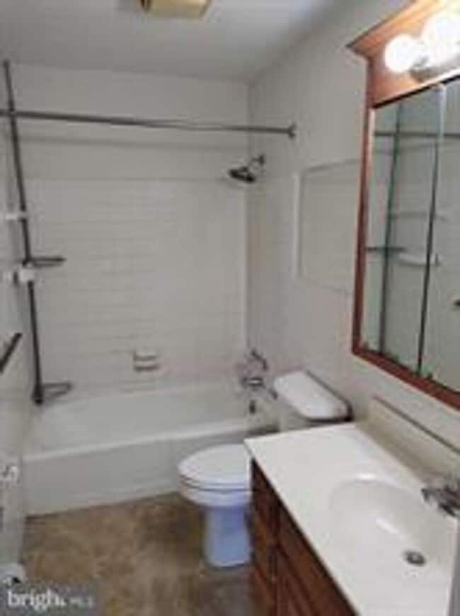 Photo - 3 BR Country Home