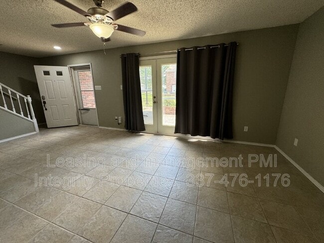Photo - 101 Wilbourn Blvd