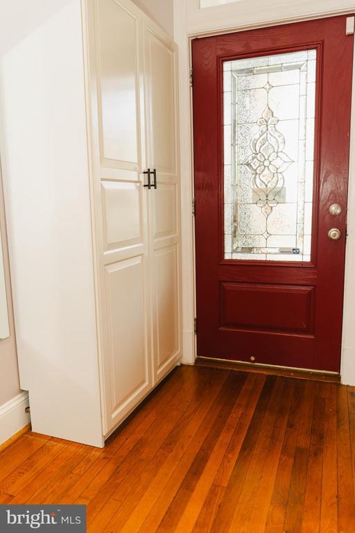 Photo - 636 Kenyon St NW