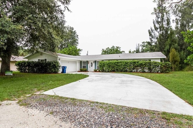 Building Photo - 1007 Ell Way
