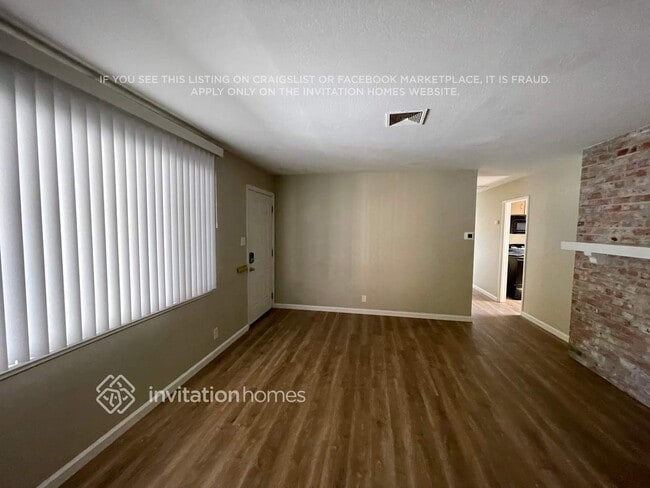 Photo - 1445 Delwood St