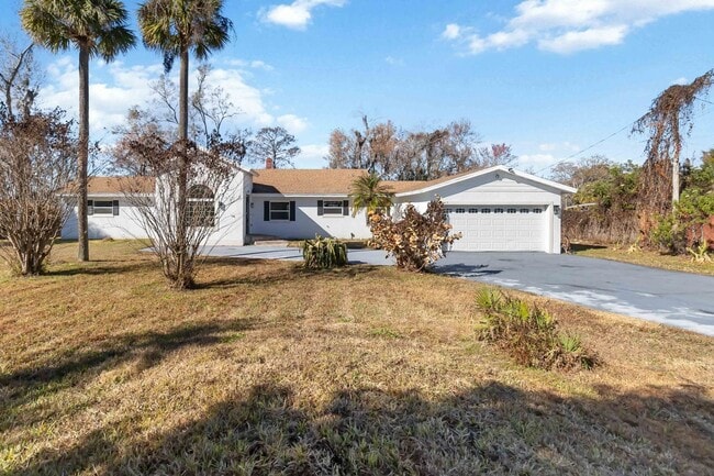 Photo - 4/3 Lakefront Home for Rent – 1 Acre – Near College Park & Downtown Orlando