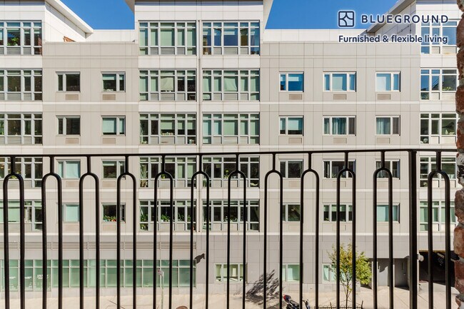 Photo - 187 Kent Ave Unidad FL3-ID1942