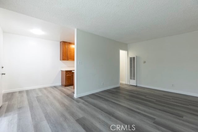 Building Photo - 5476 Linden Ave Unit 1 Rental