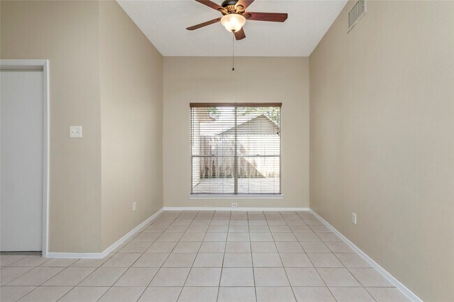 Photo - 6903 Foxmont Ln