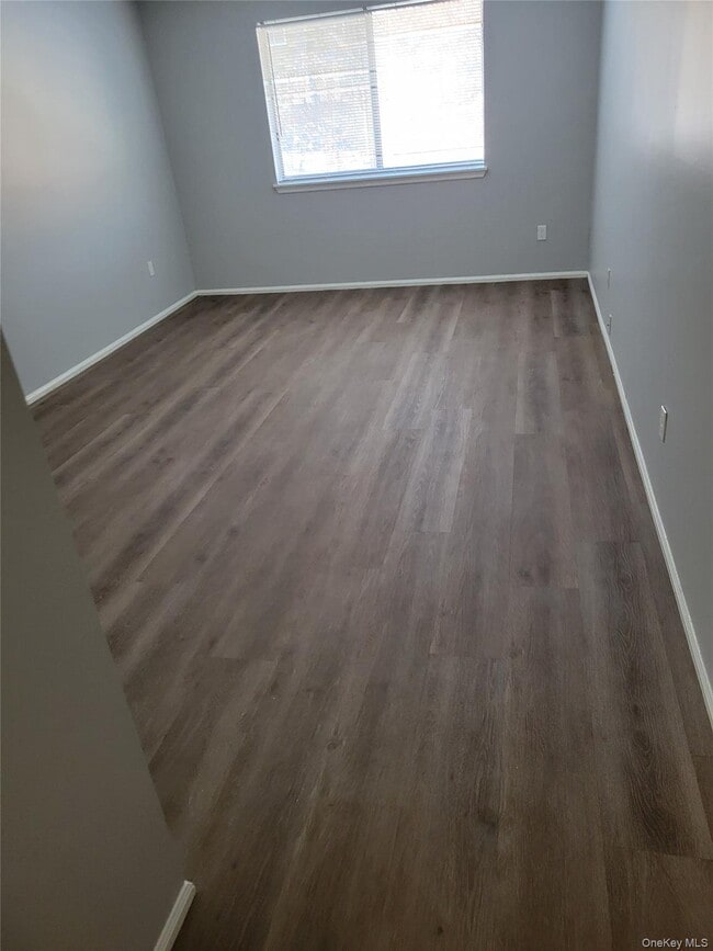 Photo - 92 Fitzgerald Dr