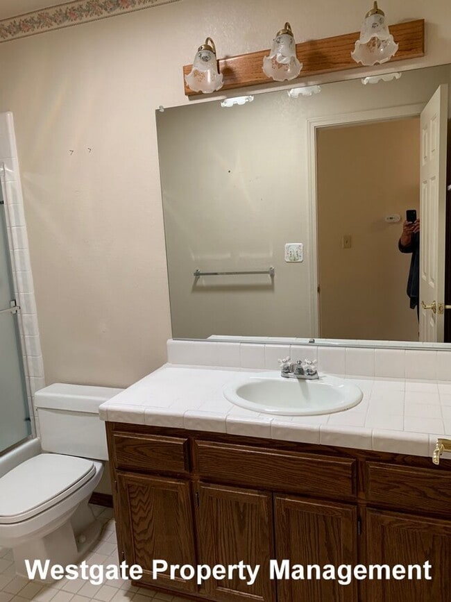 Photo - 1160 Birch Dr