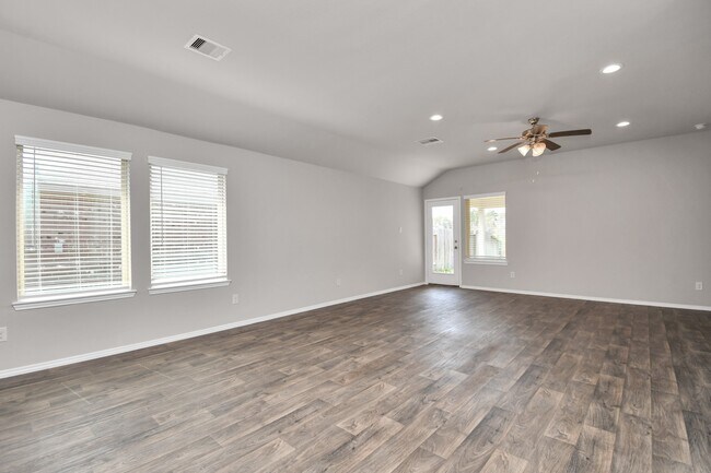 Photo - 9826 Laurel Lake Dr