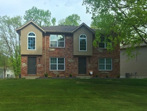 Building Photo - 1449 Village Circle Dr Rental