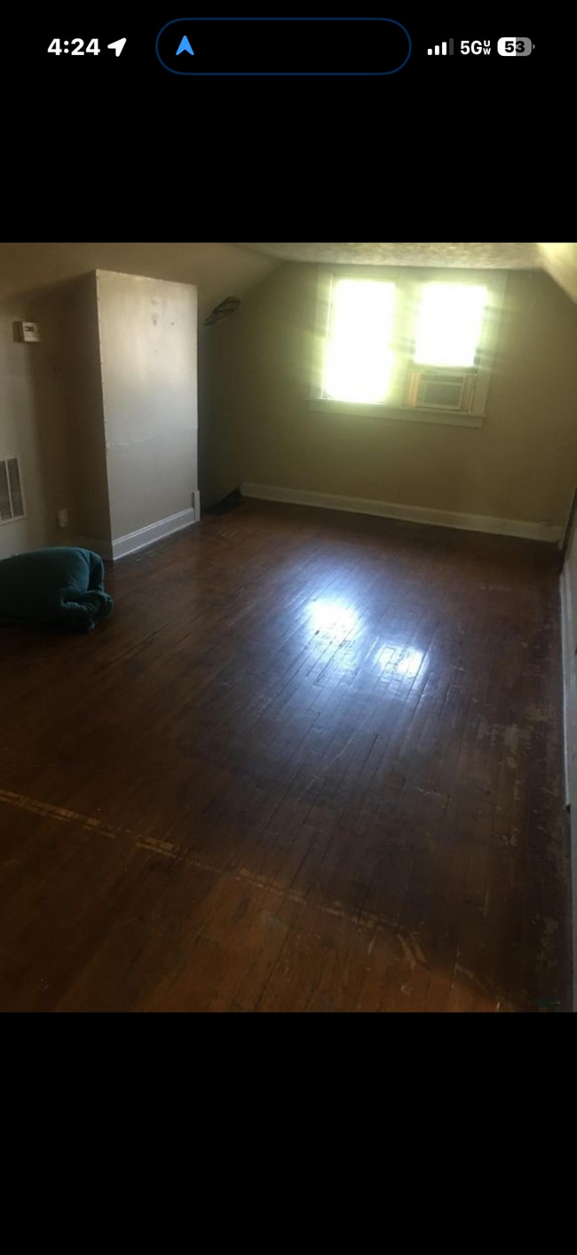 Photo - 2246 Northland Ave