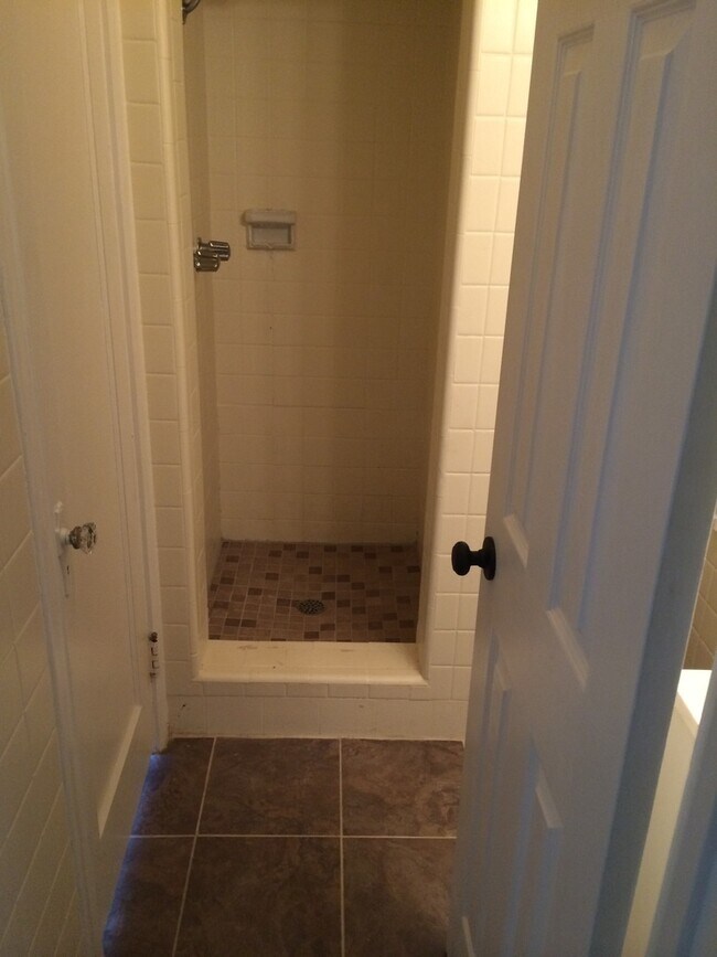 Photo - Margaret's Manor 917-A Unidad 917-A SW 5th Ave