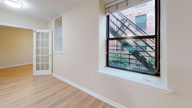 Photo - Columbia Heights Two Bedroom/One Bathroom In Amazing Location! Washer/Dryer in Unit!