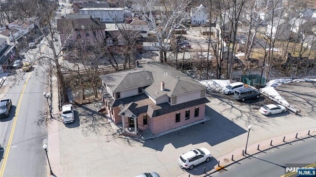 Photo - 146 Main St Unit 3