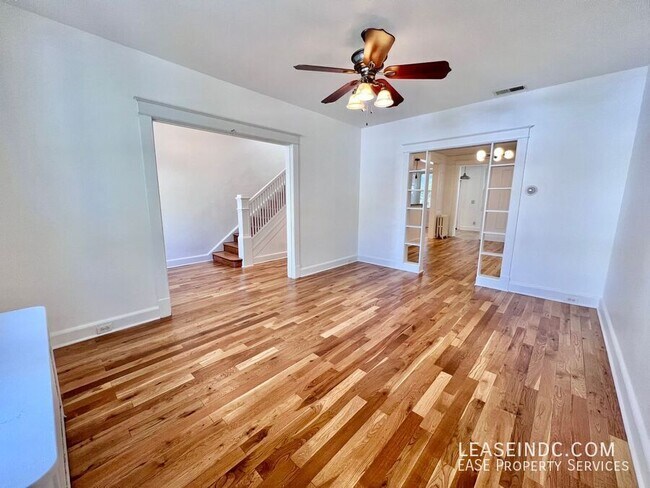 Photo - 228 Upshur St NW