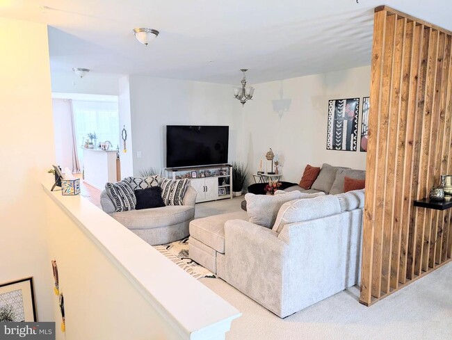 Photo - 9543 Center St