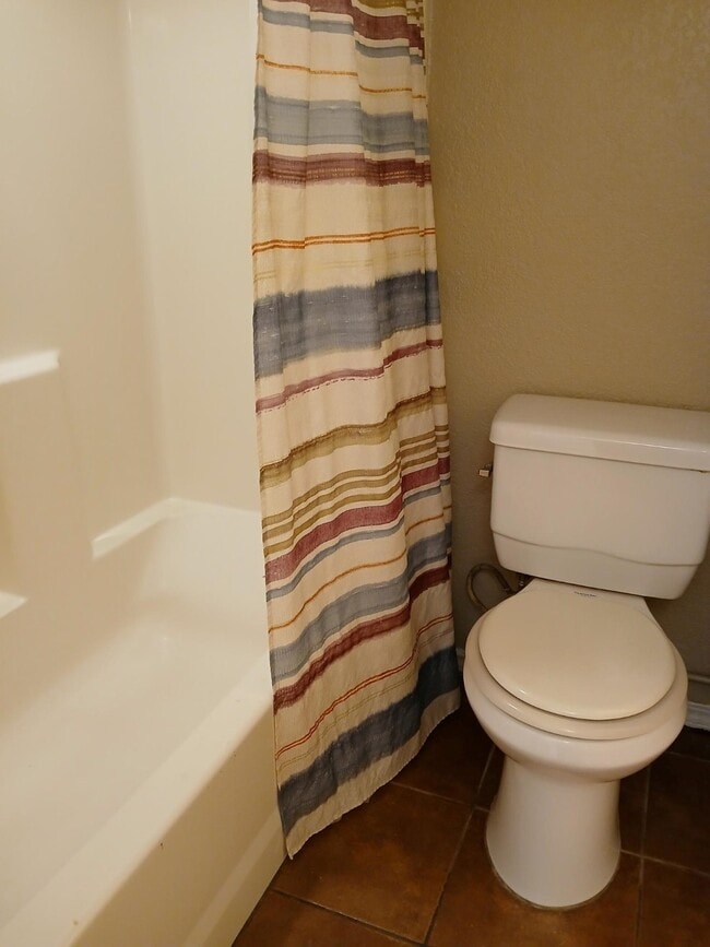 Photo - 6113 Ave Q 1/2