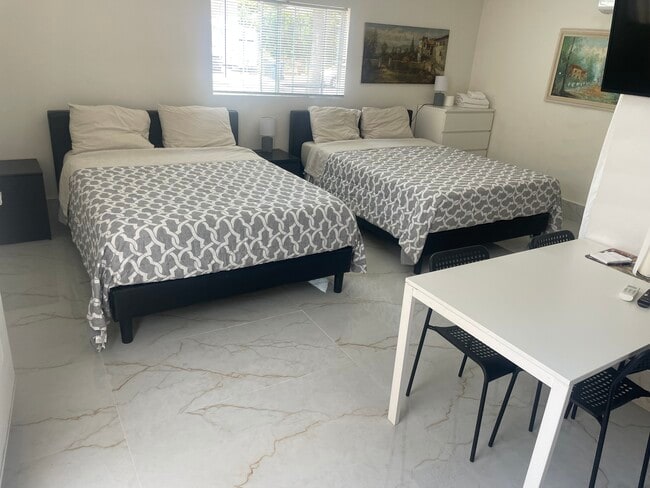 Photo - 12619 Emelita St Unit Geust House