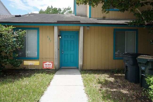 Building Photo - 3 bedroom / 2 bathroom home in Atlantic Beach
