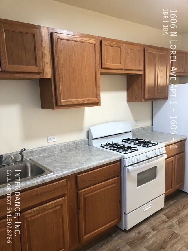 Photo - 1606 N Lorel Ave Unidad 1606 - 1