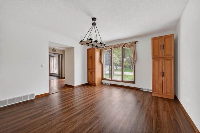 Photo - 7932 Harrow Ct