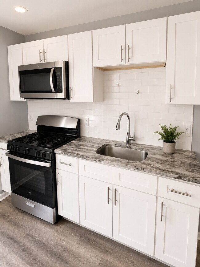 Photo - 2537 N Water St