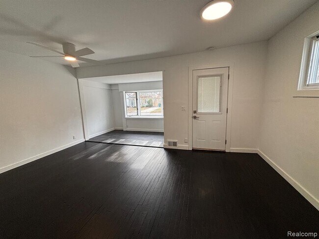 Photo - 2145 Browning St