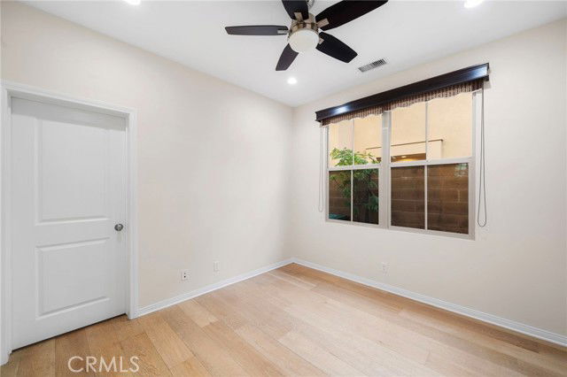 Photo - 206 Bancroft