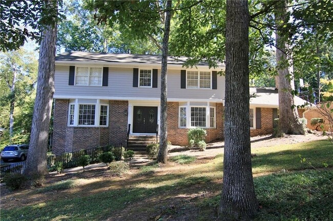 Building Photo - 3571 Sunderland Cir NE
