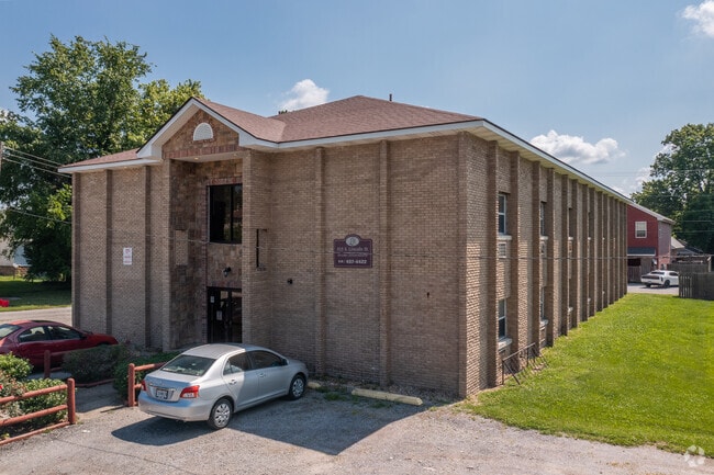 515 S Lincoln St (estudios y suites) - University Edge Apartments