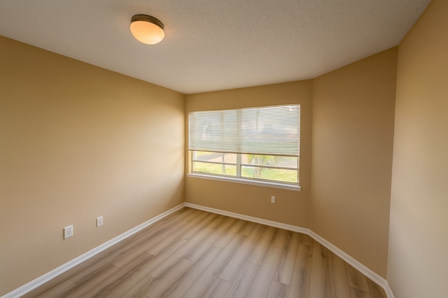 Photo - 12750 Equestrian Cir