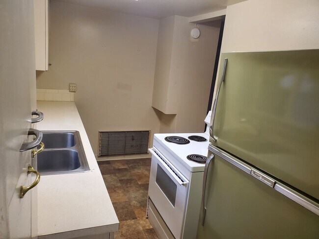 Photo - 2 Bedroom/ 1 Bathroom West Central Spokane Home